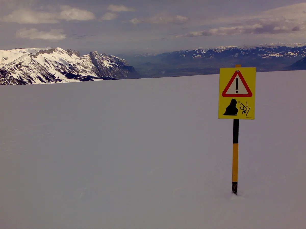 Wildhaus ski trail warning sign – Aufnahme in der Umgebung von Wildhaus