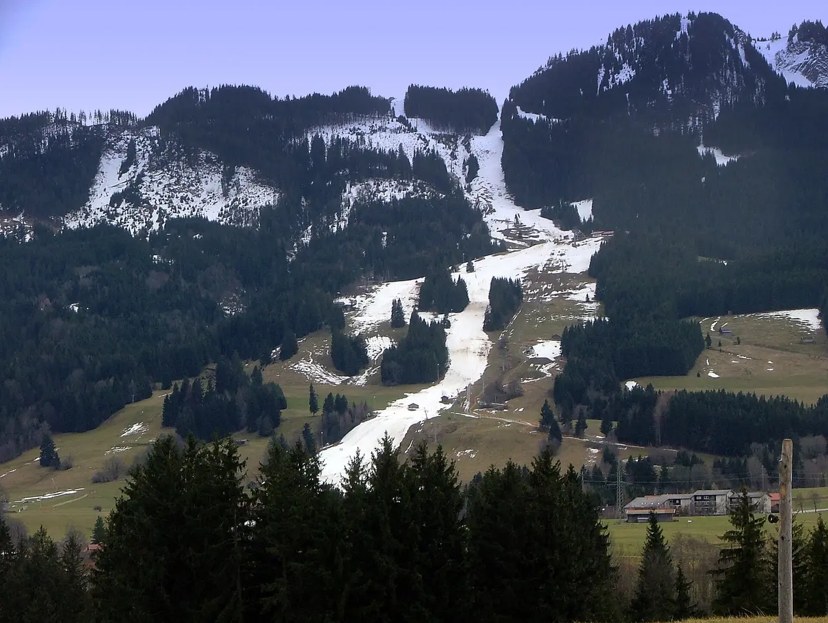 Abfahrt im Januar 2013 - panoramio – Aufnahme in der Umgebung von Sulzberg