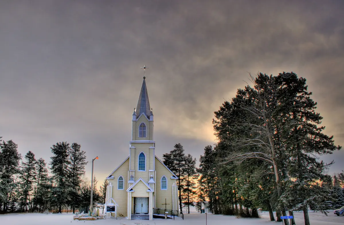 Church Rabbit Hill Alberta Canada 03A – Aufnahme in der Umgebung von Rabbit Hill Snow Resort