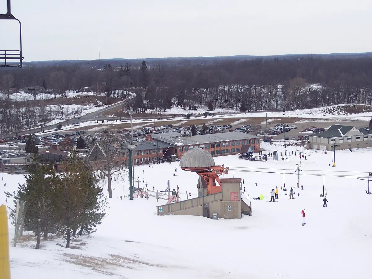 Mt. Brighton Ski Hill – Aufnahme in der Umgebung von Mt Brighton