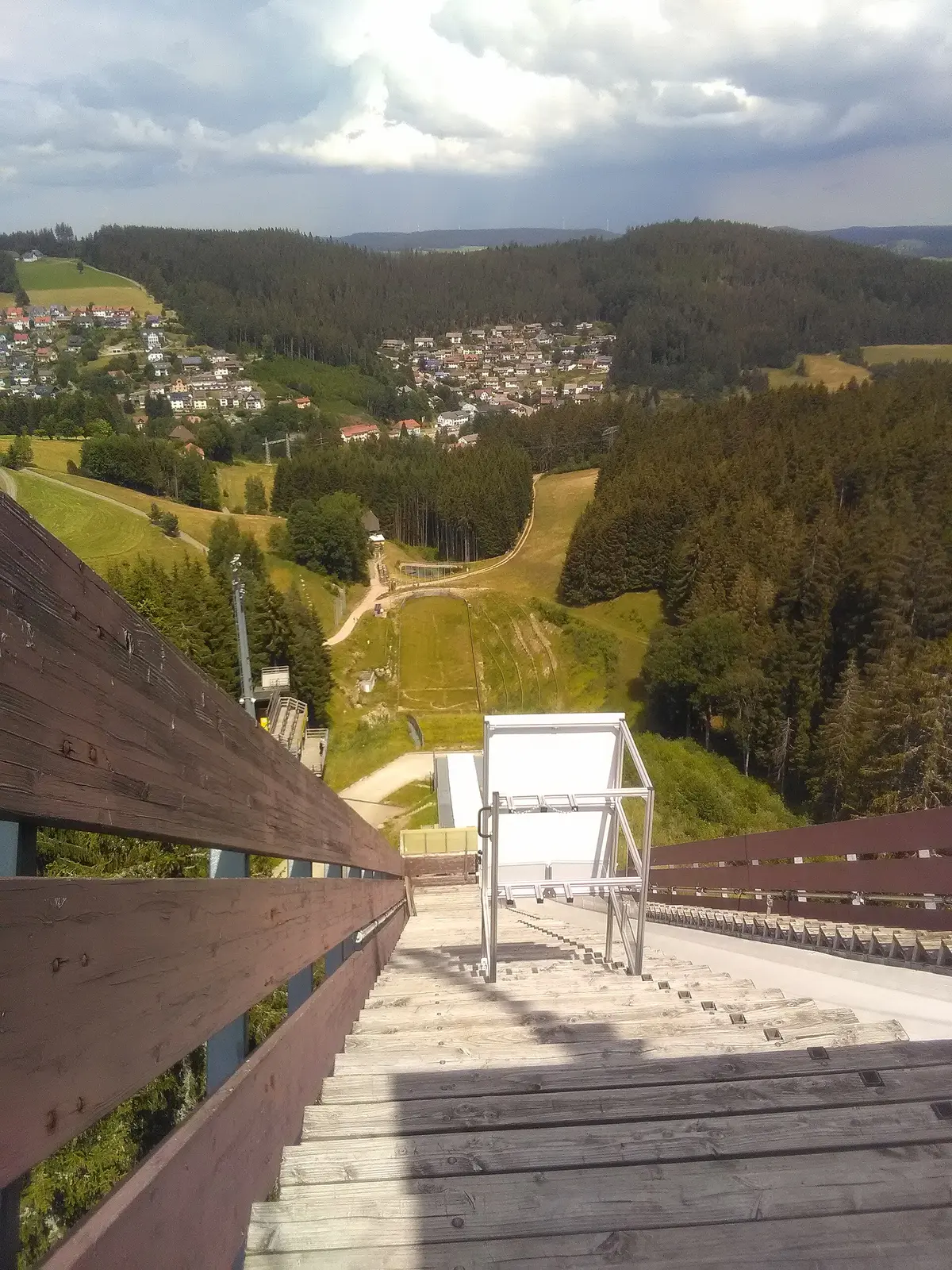 Ausblick Sprungschanze Schonach im Schwarzwald – Aufnahme in der Umgebung von Ausblick Ski Hill