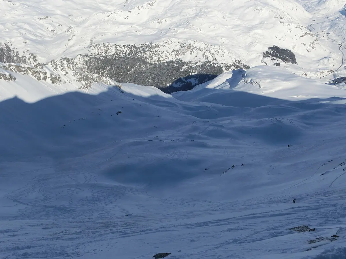 Tracks in Val Gronda as seen from Piz Surparé – Aufnahme in der Umgebung von Bivio